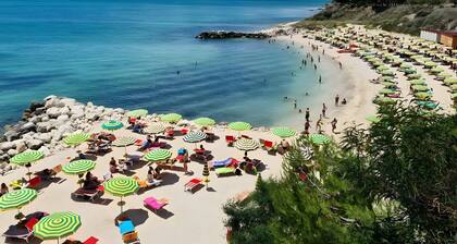 Casa Veroncelli Apartment with Sea View, Balcony and Wi-Fi