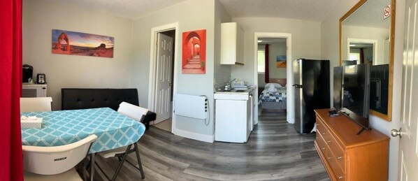 Verdunkelungsvorhänge, kostenloses WLAN