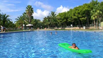 Comfort Chalet, 3 Bedrooms | Pool | Outdoor pool