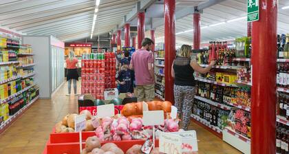 Good Standard Furnished Chalet on Nice Park