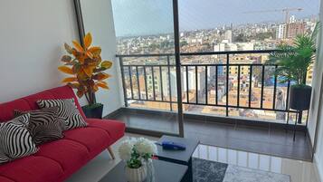 Apartment, 2 Bedrooms, Non Smoking, City View | Living area