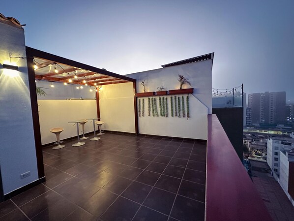 Departamento, 2 habitaciones, para no fumadores, vista a la ciudad | Terraza o patio