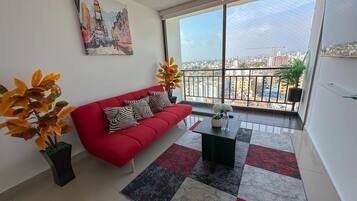 Appartamento, 2 camere da letto, non fumatori, vista città | Area soggiorno