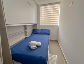 Apartamento, 2 quartos, para não fumantes, vista para a cidade | Ferros/tábuas de passar roupa, Wi-Fi de cortesia