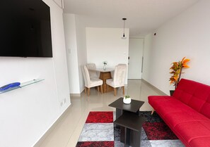 Apartamento, 2 quartos, para não fumantes, vista para a cidade | Área de estar