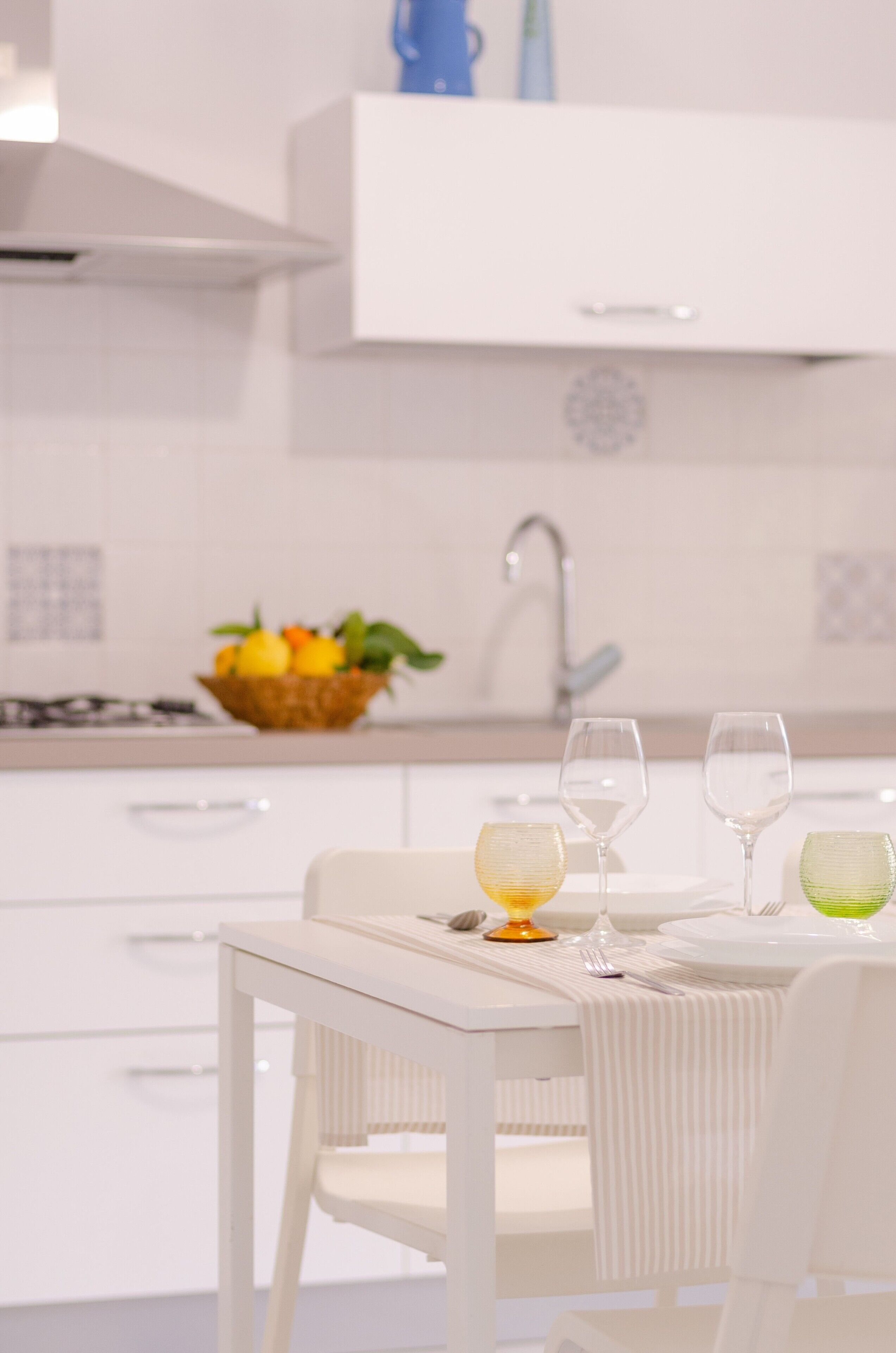 Fridge, stovetop, coffee/tea maker, electric kettle