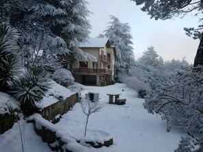 Exterior - Villa 'Gite Avec Vue Panoramique' with Private Pool, Private Terrace and Wi-Fi (Génolhac)