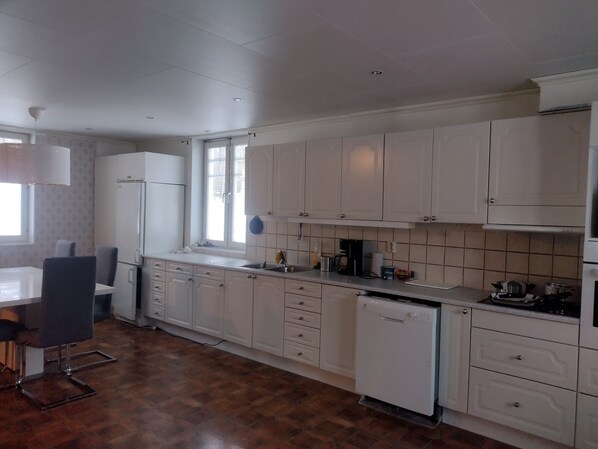 Private kitchen - Cozy holiday home Aurora in Blattnicksele (Blattnicksele)