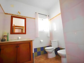 Apartment | Bathroom - El Palmar Coastal Chalet for 6 (Vejer de la Frontera)