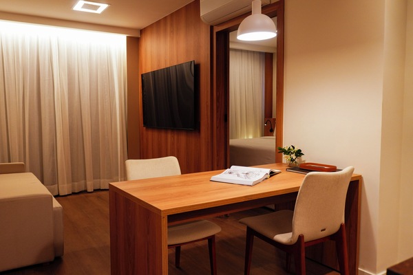 Standard Room, 1 Queen Bed | Interior
