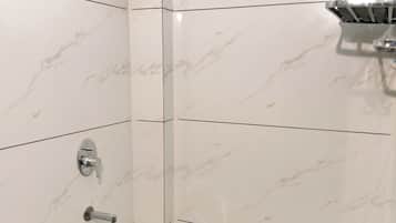 Căn hộ, 3 phòng ngủ, phù hợp cho người khuyết tật, hút thuốc | Phòng tắm