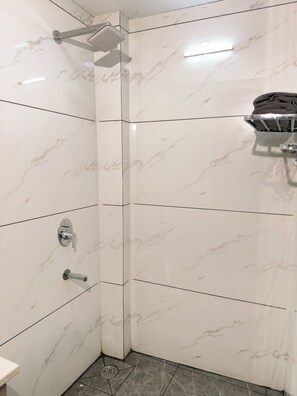Apartment, 3 Bedrooms, Accessible, Smoking | Bathroom - Tapeshwar Heights Ha (New Delhi)