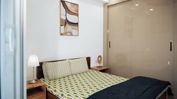 Apartment, 3 Bedrooms, Accessible, Smoking | 3 bedrooms