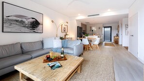 Living area - Sunrise Ocean View – relax in style with effortless with easy seaside comfort (Kiama)