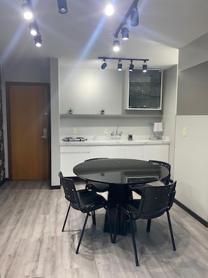 Apartment | Living area | TV - Apartamento 613 Saint Sebastian Flat (Jaraguá do Sul)