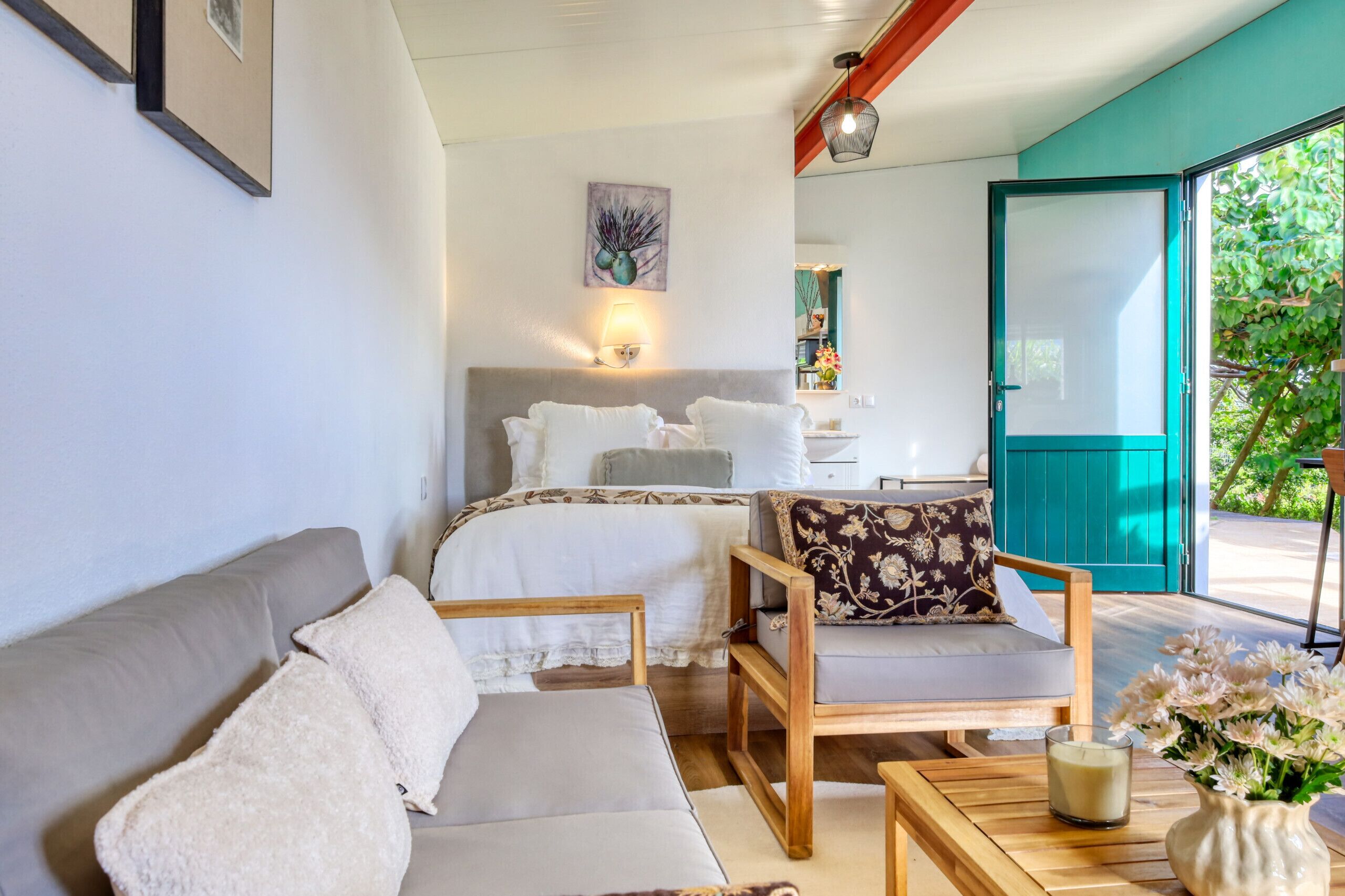 Fer et planche à repasser, Wi-Fi gratuit, draps fournis