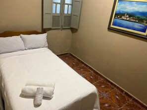 3 bedrooms, WiFi, bed sheets