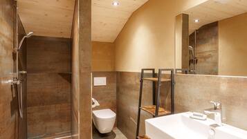 Apartment | Bathroom