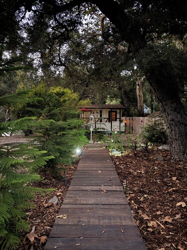 Modjeska Canyon’s Cozy 1 Bedroom Haunted Manor