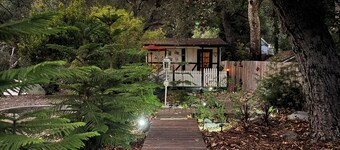 Modjeska Canyon’s Cozy 1 Bedroom Haunted Manor