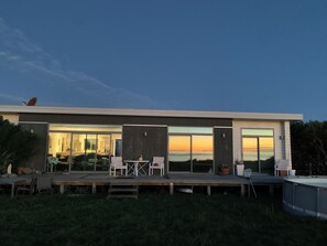 Terrace/patio - Ocean Shores Taranaki (Warea)