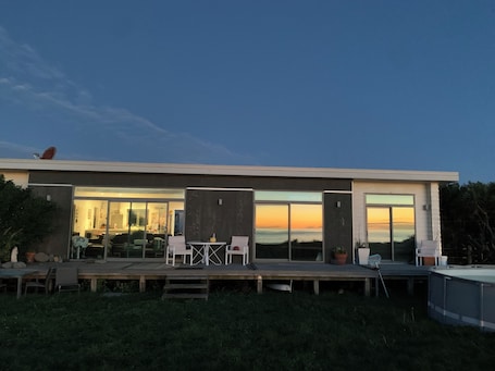 Terrace/patio. Ocean Shores Taranaki