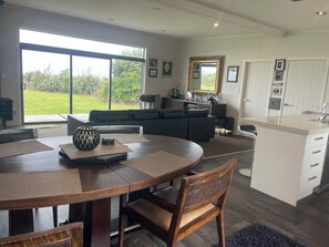 Interior - Ocean Shores Taranaki (Warea)