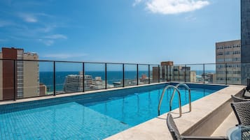 Apartamento básico | Piscina | Piscina externa