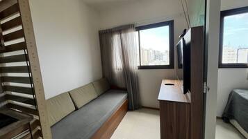 Basic Apartment | Living area