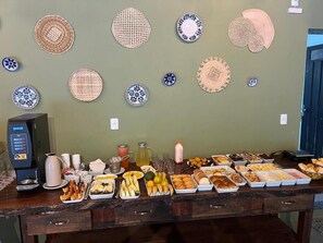 Ilmainen päivittäinen buffetaamiainen