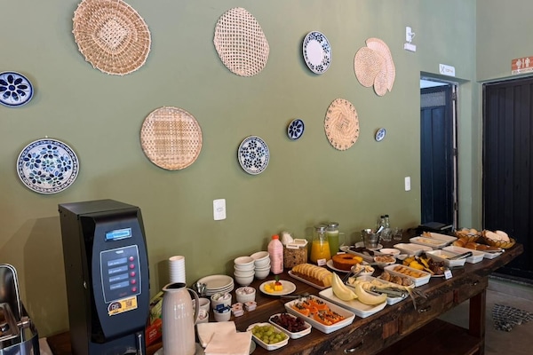 Free daily buffet breakfast
