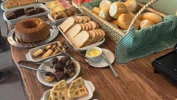 Free daily buffet breakfast