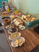 Desayuno buffet incluido todos los días 