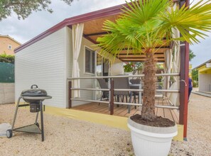 Outdoor dining - Mobile homes Bella vita 2 (Biograd na Moru)