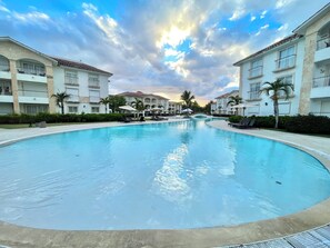 Pool - Suite with Pool & Waterpark View – Private Beach Access (República Dominicana)