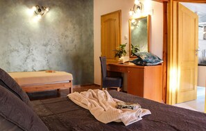 2 bedrooms, free WiFi - Nice apartment in Stara Novalja with swimming pool (Stara Novalja)