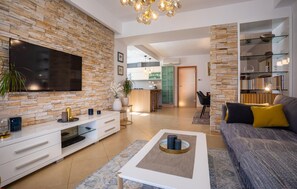 Smart TV, ping pong - Awesome apartment in Silo with swimming pool (Silo)