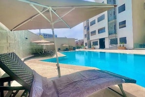 Outdoor pool - Liliapart: Your Ideal Getaway 800m from Agadir Beach (Agadir)