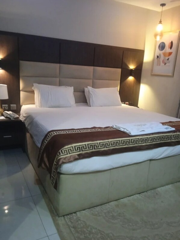 行政客房 | 書桌、手提電腦工作空間、免費 Wi-Fi