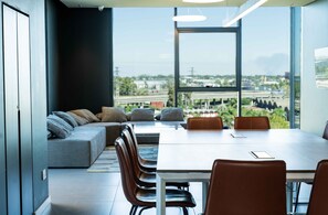 Interior - RentUp Suites Palmas Park Buenavista (Victoria)