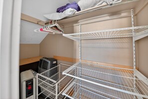 Interior - Charming East Denver Hideaway, Apartment in House (Denver)