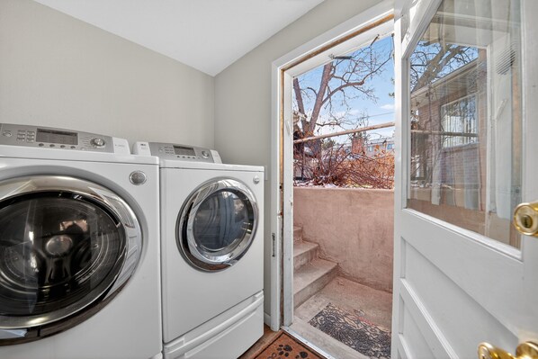 Interior - Charming East Denver Hideaway, Apartment in House (Denver)