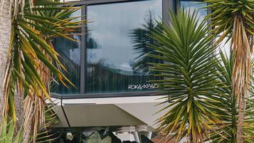 Design Double Room | Free WiFi