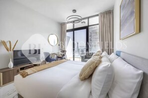 مكواة/لوح كي وواي فاي مجانًا