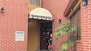 Entrada de la propiedad