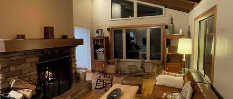 Smart TV, fireplace, foosball, books