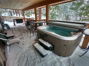 Bain à remous intérieur