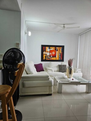 Living area - Confort For Work And Rest - Private Parking (Bolívar)