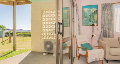 Hosts on the Coast Cosy on Cooks