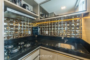 Basic Apartment | Private kitchen - Your Stay With Comfort and Premium Location 550m From Barra Beach Eais (Salvador)